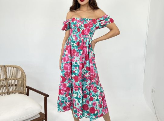 Rochie evazata cu imprimeu floral