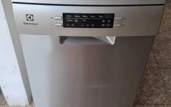 Masina de spalat vase noua resigilata Electrolux ESG62300SX-9 seturi