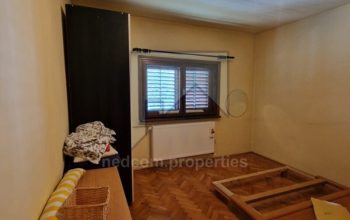 Teiul Doamnei, vanzare apartament 4 camere (E1+M) in vila (S+P+E1+M)