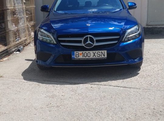 Mercedes-Benz C 220