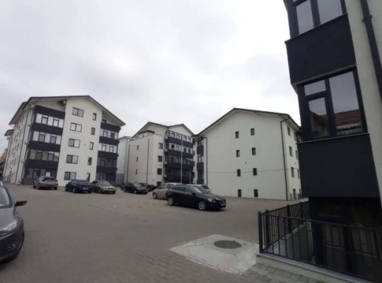 Apartament 1 camera – Valea Lupului – baie cu geam, AC si parcare