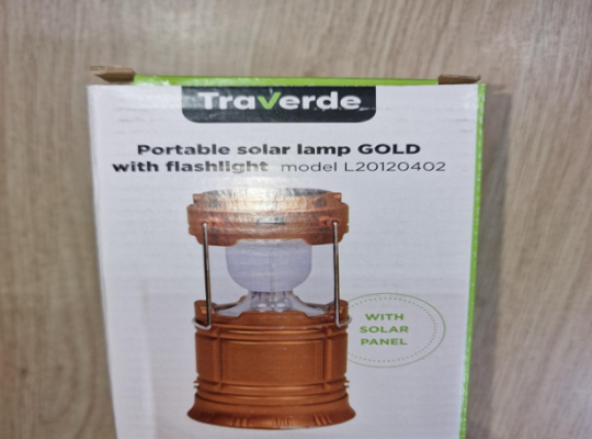 Lampa portabila cu lanterna si incarcare solaraa