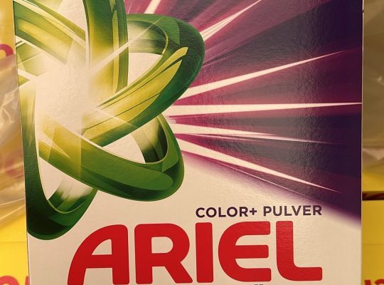 Ariel Detergent de rufe pudra 100 Spalari