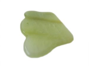 Piatra Gua Sha din jad – forma coroana (cod G07)