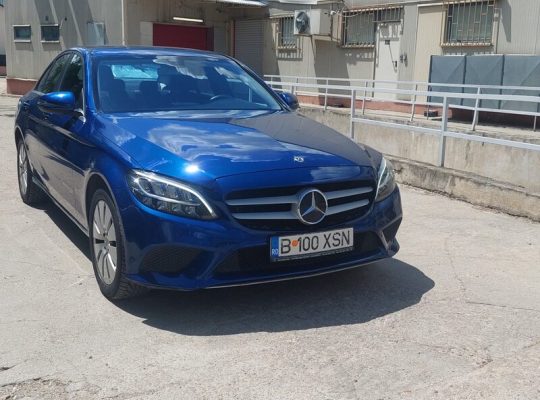 Mercedes-Benz C 220